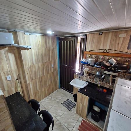 Kitnets Com Ar Condicionado Na Praia Σαλβαντόρ Εξωτερικό φωτογραφία